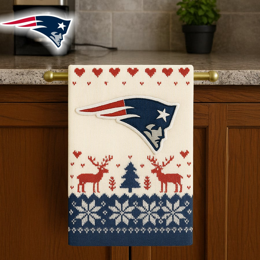 Premium NFL NE Christmas Kitchen Towel V1 NMD TTV