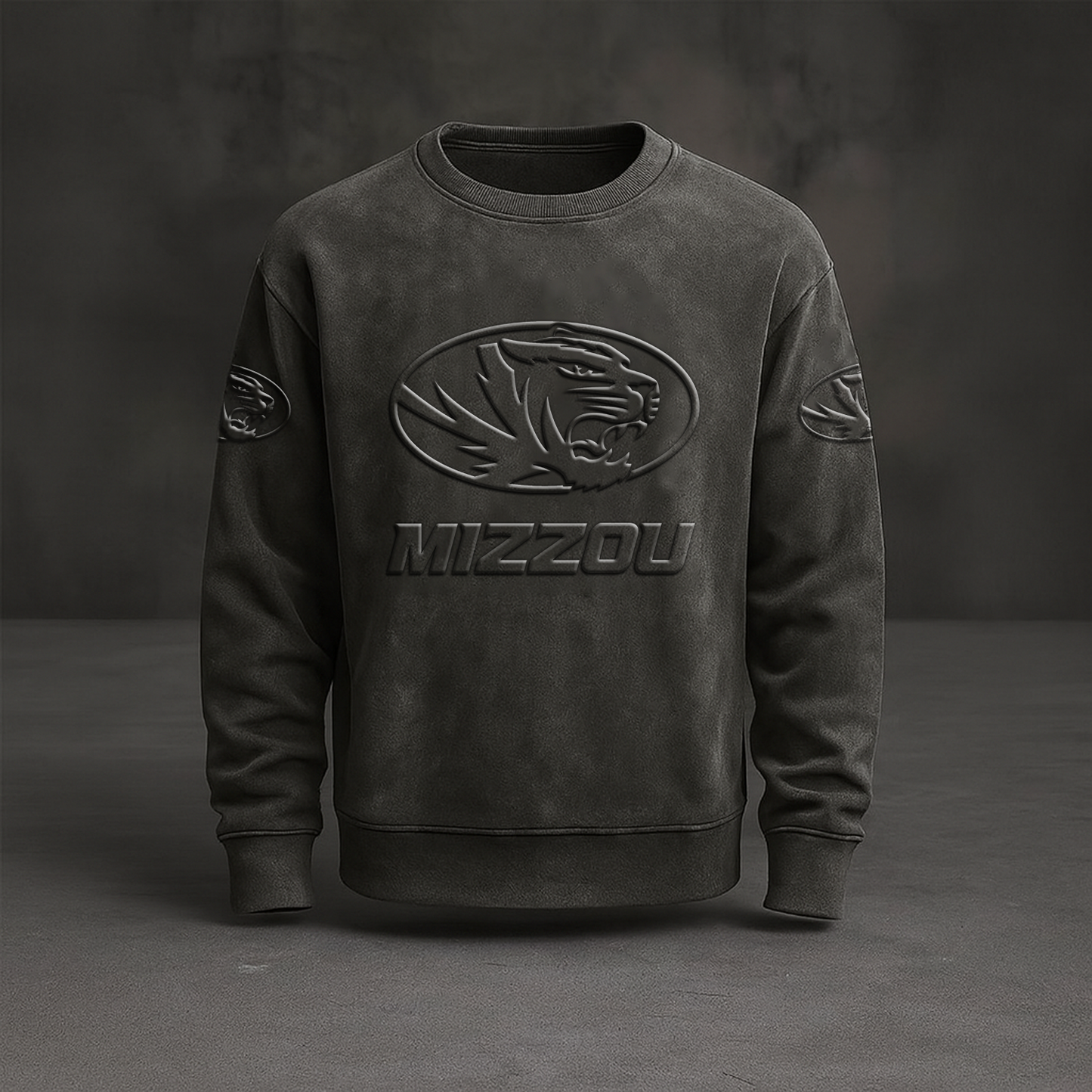 MIZZ Embossed SweatShirt DatND DVT