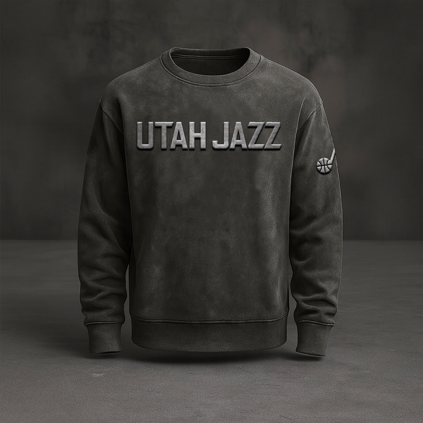 UTA x NBA Embossed Sweat Shirt DATND TANTD